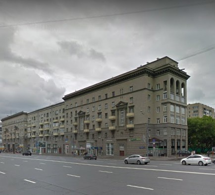 Одна из самых престижных частей столицы с исторической застройкой, хорошей инфраструктурой и яркими достопримечательностями. В шаговой доступности от дома Парк Победы на Поклонной горе. ТЦ «Европейский» и «Океания». Сетевые магазины «Азбука вкуса», «Перекресток», «Магнолия». Крупный Дорогомиловский 