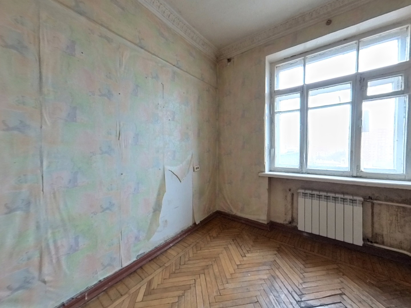 Прекрасная возможность проживать в благополучном районе и получить прописку в Москве для получения повышенной пенсии и других льгот. Жилье находится вблизи ВУЗов, известных достопримечательностей,такие объекты будут всегда пользоваться хорошим спросом для аренды, вы сможете, в случае необходимости п