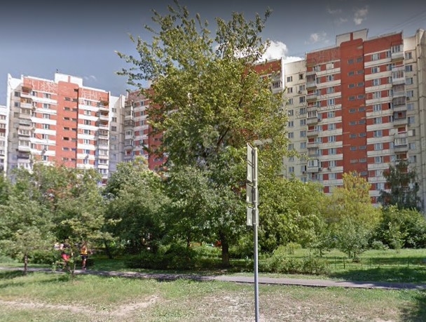 Один из самых динамично развивающихся районов. В шаговой доступности от дома крупный лесной массив. Кузьминский лесопарк с одноименной усадьбой - настоящая жемчужина района и любимое место отдыха москвичей. Кузьминские пруды - каскад из четырех прудов площадью 30 га замечательное место отдыха. Сетев