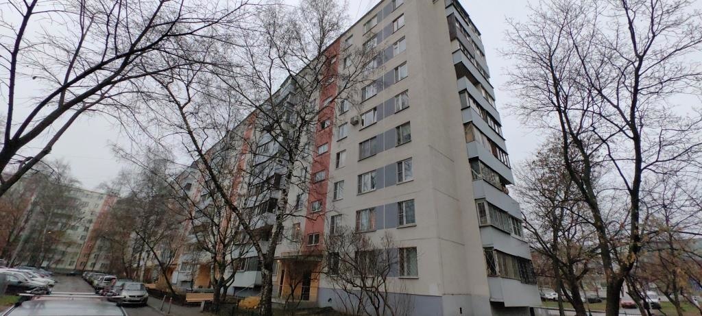 Экологически чистый, спальный район. Развитая инфраструктура.В шаговой доступности от дома Салтыковский лесопарк - один из самых крупных на территории Москвы и области. Природно-исторический парк Косинский с тремя озерами, в них даже можно купаться. Спортивный комплекс «Надежда»: тхэквондо, бадминто