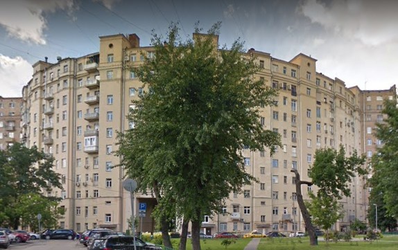 Уникальный, спальный культурно-просветительский московский район, здесь находится Государственный архив Российской Федерации. Развитая инфраструктура. В шаговой доступности от дома Дипломатическая академия Министерства иностранных дел Российской Федерации.Московская государственная академия хореогра