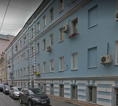 Уютный и очаровательный район, обладает особым шармом, за каждым поворотом что-то неожиданное и интересное. Исторический центр Москвы.Старинные церкви, советские фабрики, доходные дома современные постройки.
В шаговой доступности от дома знаменитый Театр на Таганке, кинотеатр «Иллюзион», Студия теат