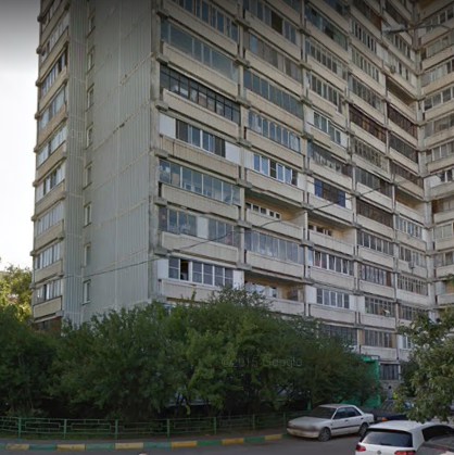 Спальный район с отличной экологической обстановкой. Развитая промышленная, социальная и транспортная инфраструктура. В шаговой доступности от дома Левобережный лесопарк, зона отдыха Дегунинский пруд. Трехпрестольная церковь Бориса и Глеба. Клуб для детей, подростков и взрослых Парус. ТЦ Барвекс