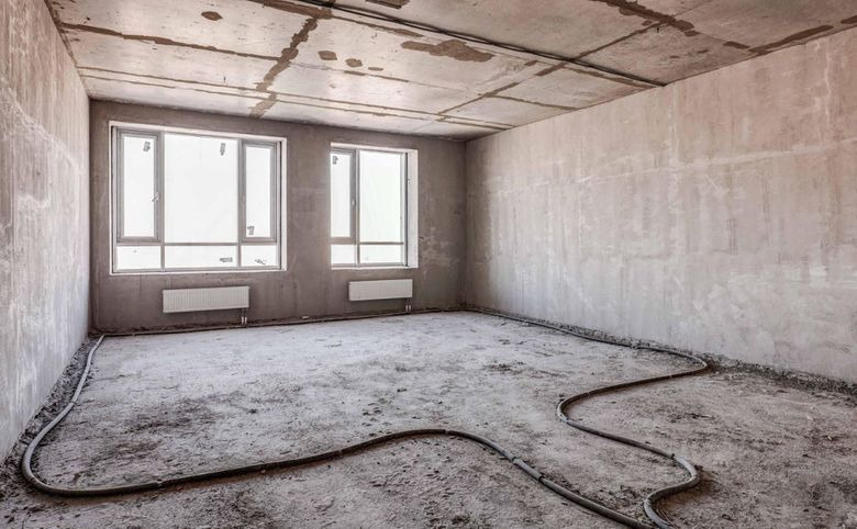 Дом расположен в престижном районе Раменки. Это район с развитой культурной и досуговой инфраструктурой, ресторанами, фитнес-студиями и спортивными объектами. В районе более 20 детских садов и школ, среди которых школа юных политиков, школа-интернат при МГУ и гимназии с углубленным изучением иностра