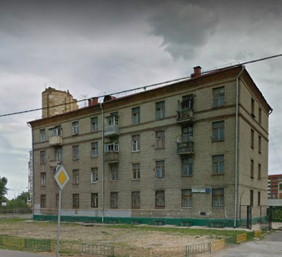 Комната с косметическим ремонтом. Высота потолков - 300 м. Прекрасная возможность проживать в благополучном районе и получить прописку в Москве для получения повышенной пенсии и других льгот. Жилье находится вблизи ВУЗов, известных достопримечательностей, такие объекты будут всегда пользоваться хоро