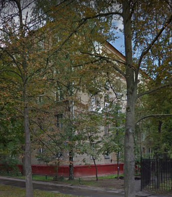 Комната с косметическим ремонтом. Прекрасная возможность проживать в благополучном районе и получить прописку в Москве для получения повышенной пенсии и других льгот. Жилье находится вблизи ВУЗов, известных достопримечательностей, такие объекты будут всегда пользоваться хорошим спросом для аренды, в