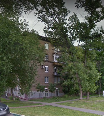 Район называют научным кластером столицы с отличной инфраструктурой и комфортной для жизни средой. Входит в рейтинг лучших с точки зрения экологии. В шаговой доступности от дома Спортивный центр «Космос». В нем есть стадион, корты, спортивные площадки, клуб шахматистов и яхт-клуб. Треть заказника «В