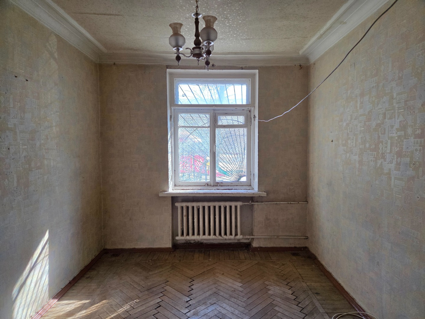 Район заслуженно носит звание научно-производственного.
В шаговой доступности от дома бизнес-центры «Метрополис», «На Ленинградке», «На Космонавта Волкова», Hitec House, Petrovsky Park. Школа № 1250, № 224, № 744 имени Петра Николаевича Еремеева.СМ-клиника. Поле для мини-футбола «Зенит». Крытый плав