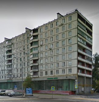 Один из самых престижных районов для проживания. В шаговой доступности от дома филиал НИУ ВШЭ, Московский архитектурный институт и Высшее театральное училище имени М.С. Щепкина. Детская музыкальная школа имени Н.П. Осипова. Известнейшее Музыкальное училище имени Гнесиных. Театр фольклора «Русская пе