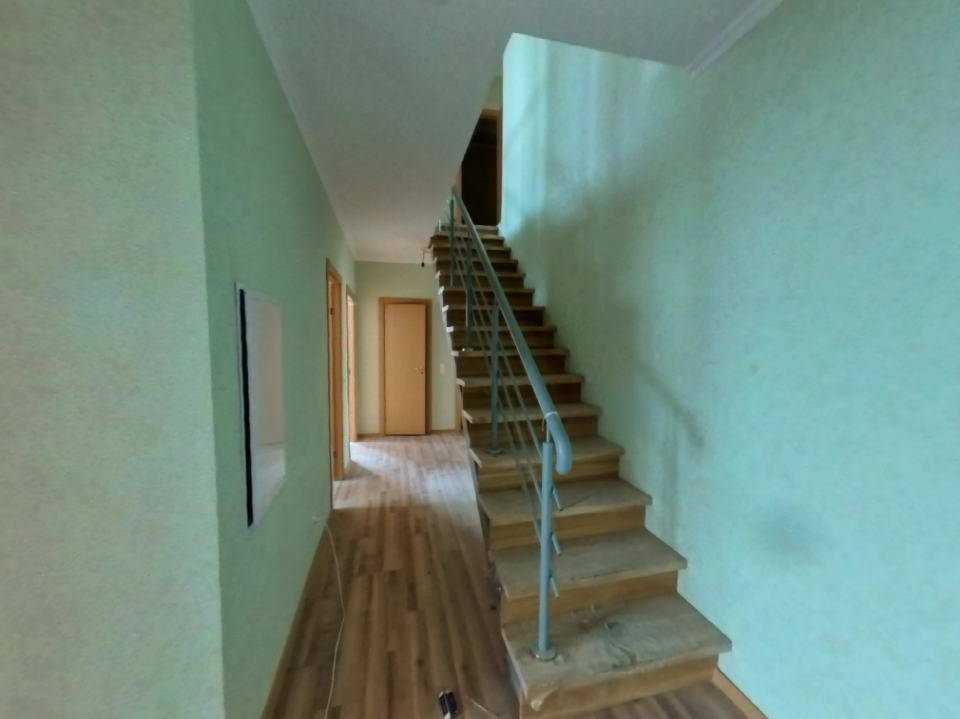 Район Хорошёво-Мневники один из самых зеленых районов на севере Москвы. Развитая инфрастуктура. В шаговой доступности от комплекса парк «Серебряный Бор» с благоустроенной пляжной зоной, Москворецкий дендропарк и Мневниковская пойма, боксерский клуб Николая Валуева, спортивный клуб World Class, спорт