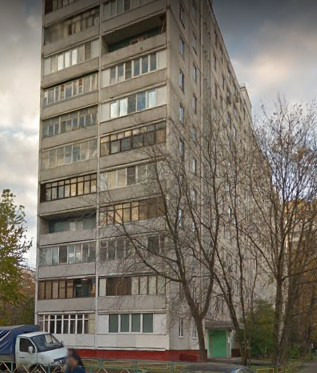 Спальный район с отличной экологической обстановкой. В шаговой доступности от дома Левобережный лесопарк, зона отдыха Дегунинский пруд. Трехпрестольная церковь Бориса и Глеба. Клуб для детей, подростков и взрослых «Парус». ТЦ «Барвекс». Школа № 2098 «Многопрофильный образовательный центр» имени Геро